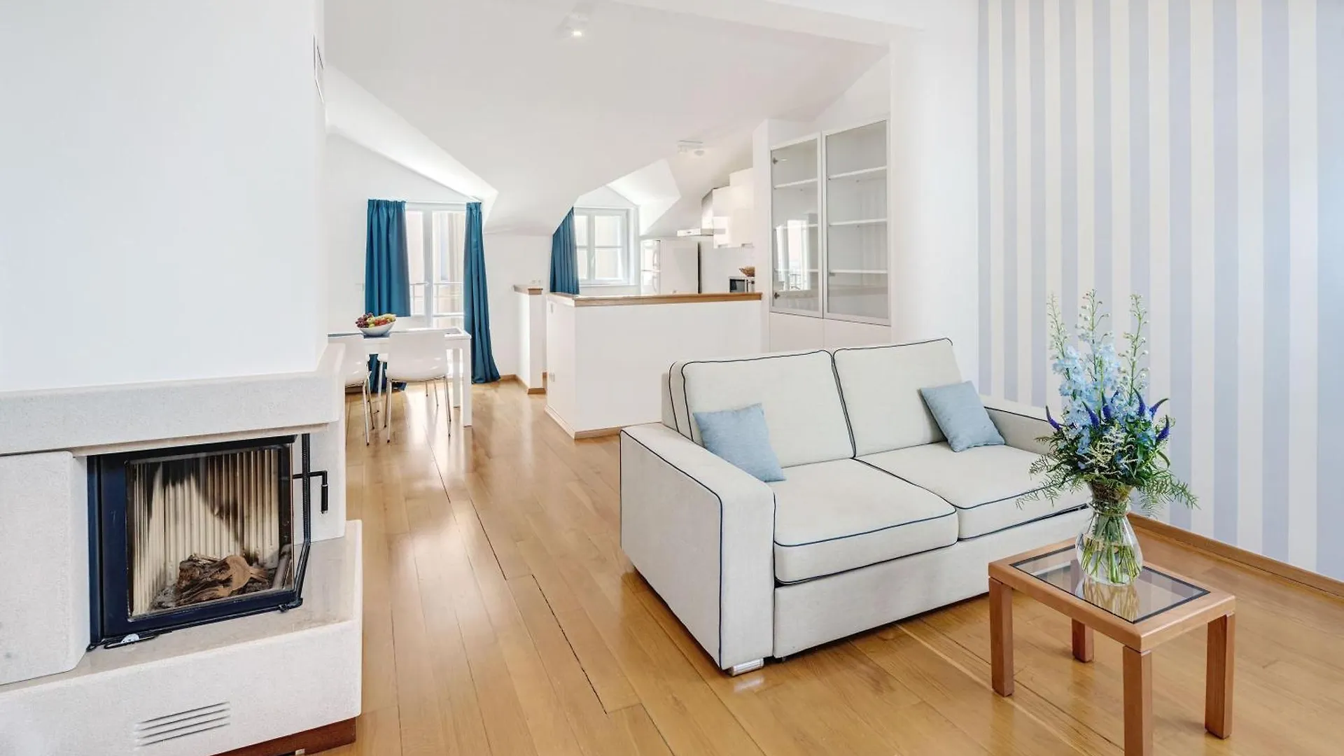 Old Town Suites And Rooms Πόρετς Διαμέρισμα
