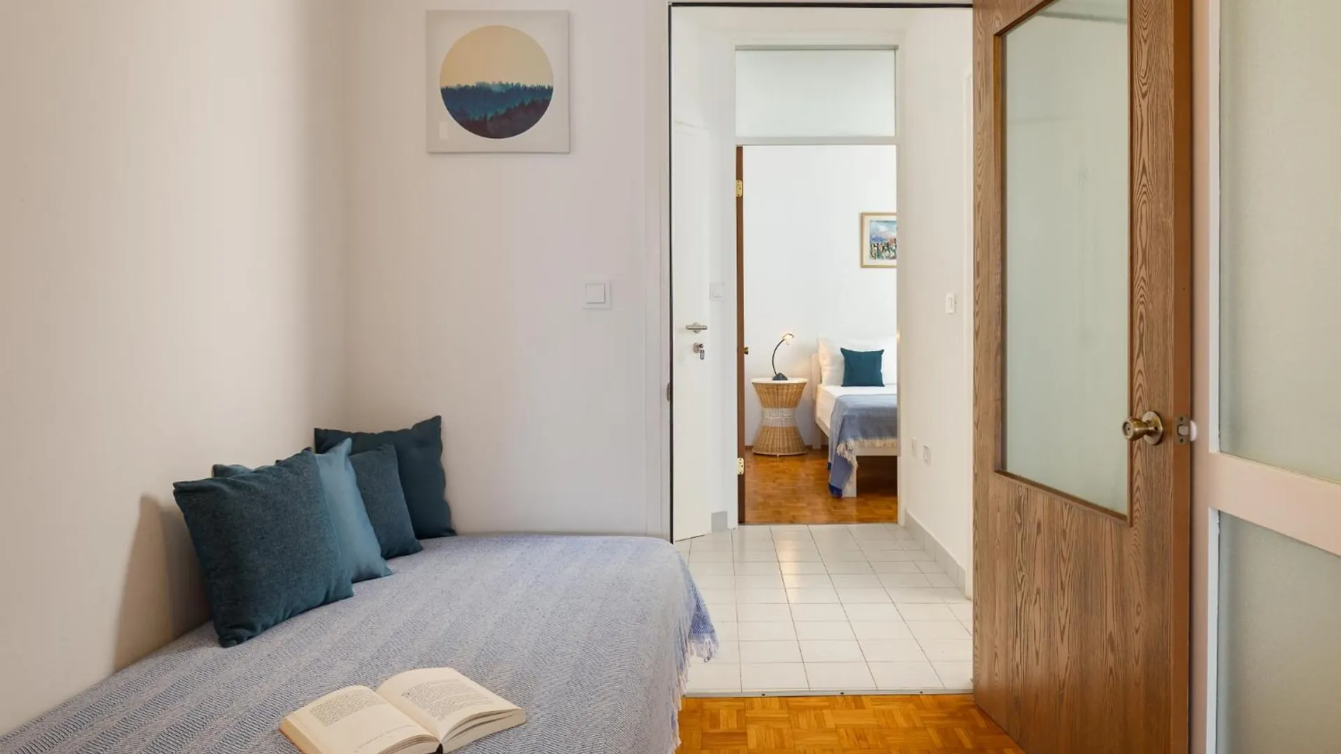 Old Town Suites And Rooms Πόρετς