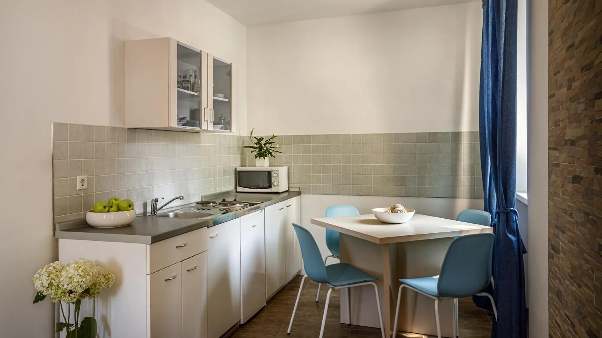 Old Town Suites And Rooms Πόρετς 0*,  Κροατία