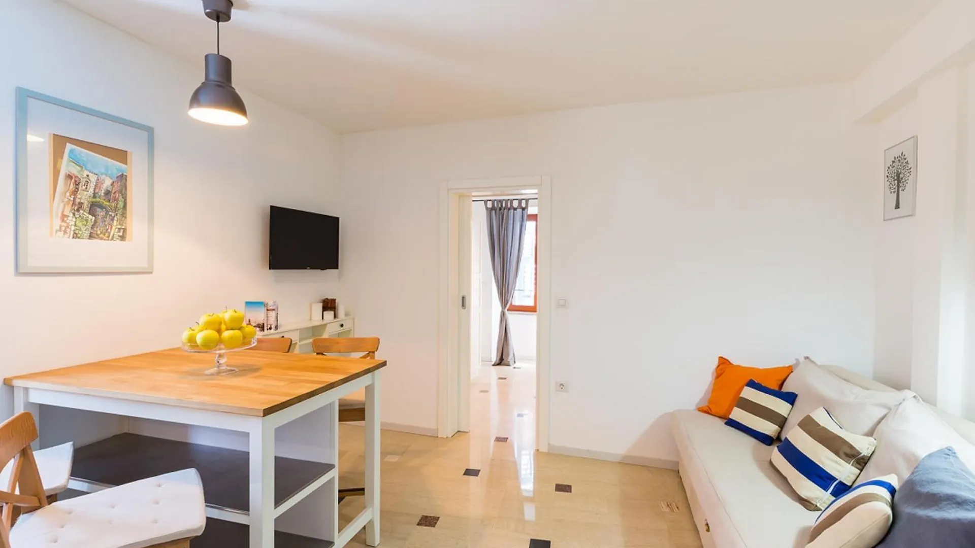 Διαμέρισμα Old Town Suites And Rooms Πόρετς